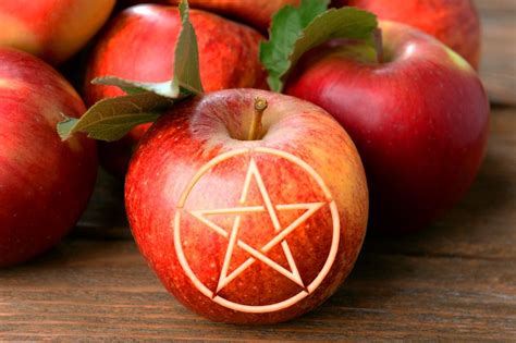 The Historical Context of Mabon: Tracing its Origins to Ancient Harvest Festivals